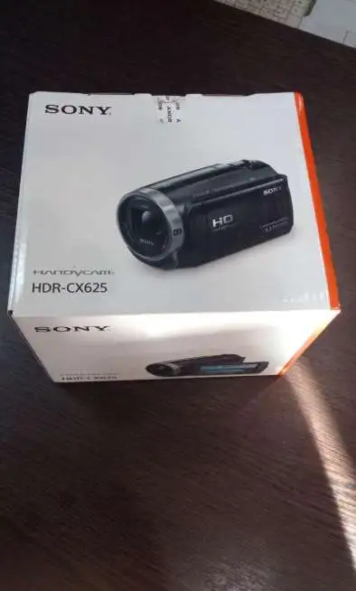 Sony handycam HDR CX-625, фотография 1