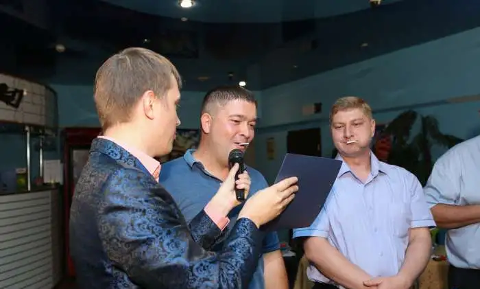 Ведущий, диджей, тамада, вокальное исполнение, фотография 6