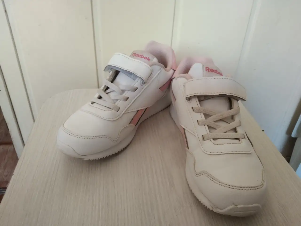 Кроссовки кожаные детские р32 Reebok, фотография 1
