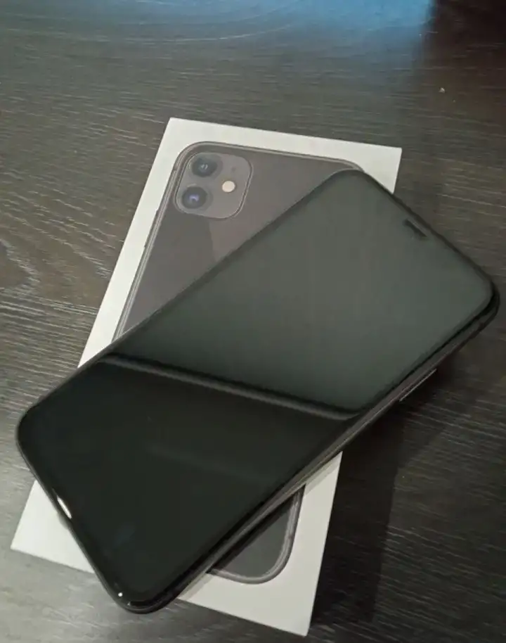 iPhone 11 128gb black, фотография 1