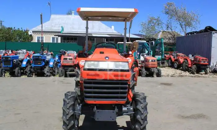 Продам японский мини трактор KUBOTA L1-195D, фотография 4