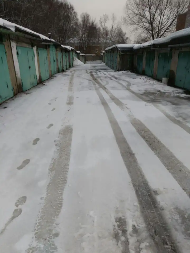 Сдам капитальный гараж в районе Лианзово, ул. Илимская, 7, фотография 1