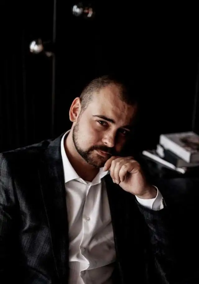 Ведущий Владислав Сергеенко, фотография 10