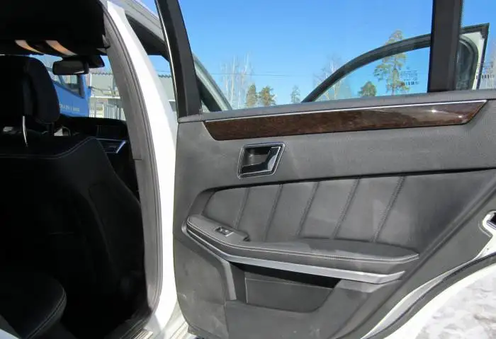 Мерседес Е200 Mercedes-Benz E-Class, фотография 6