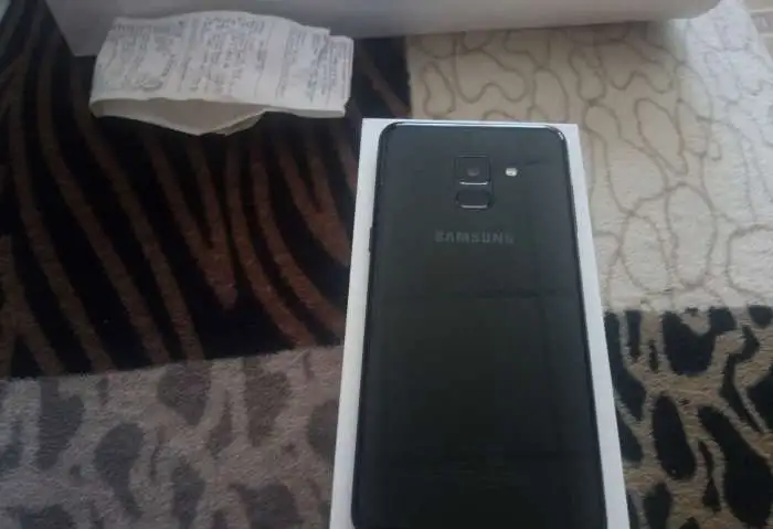 Смартфон Samsung Galaxy A8(2018), 4/32, фотография 1