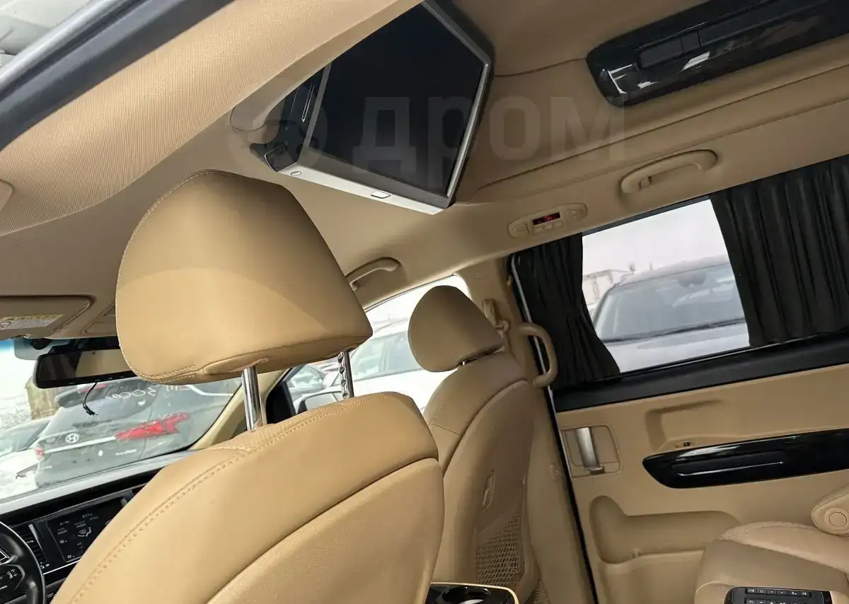 Kia Carnival 2019, фотография 7