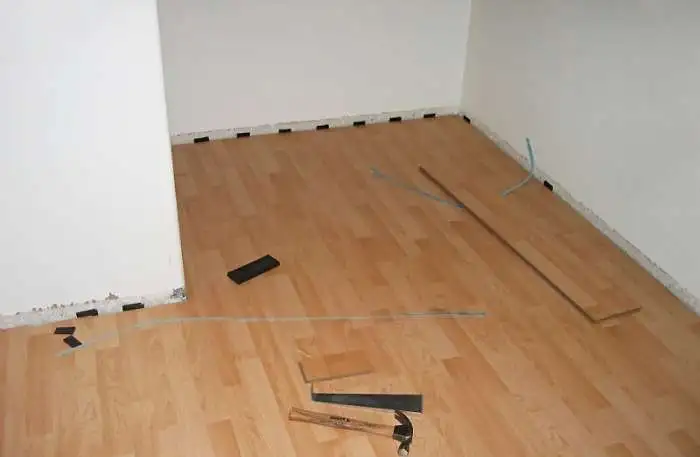 Профессиональная укладка ламината Parquet Marinin, фотография 2