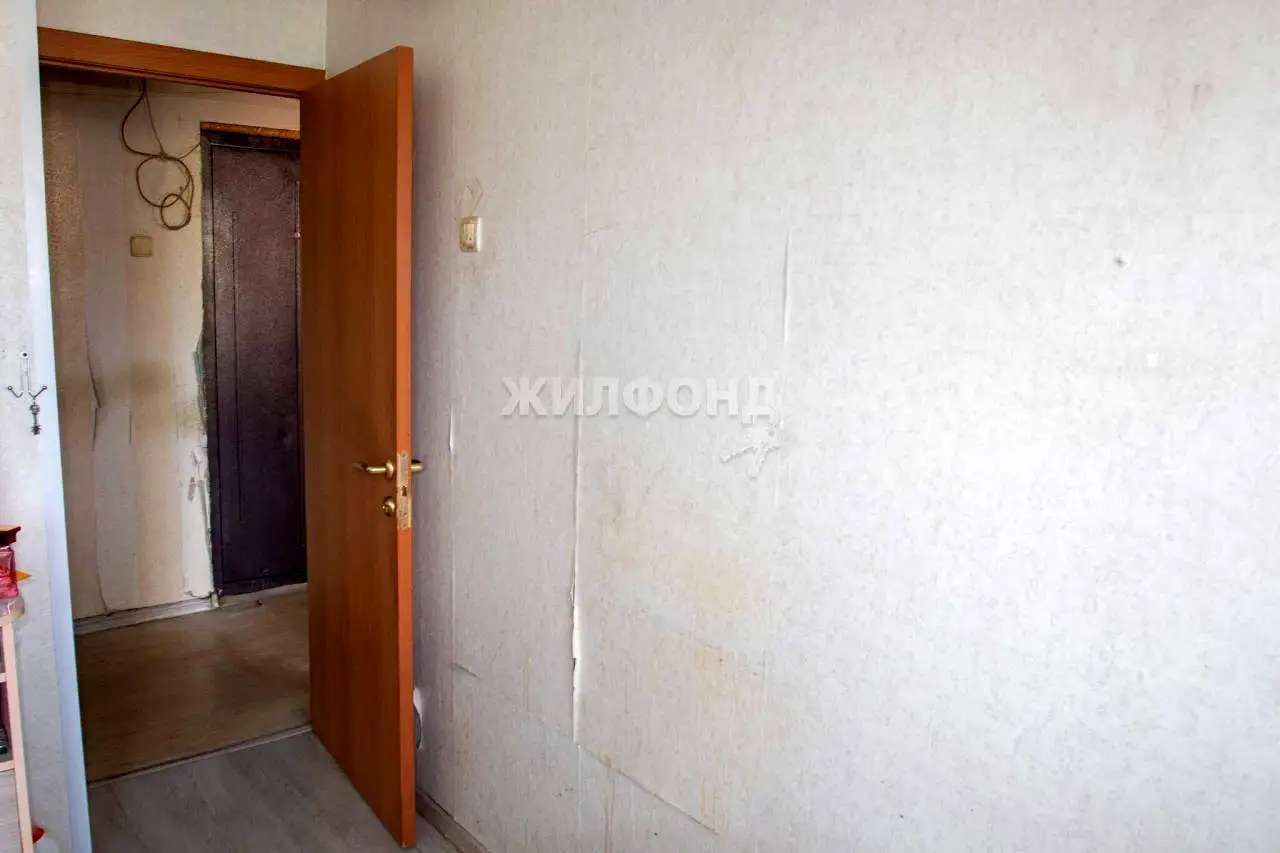 Продается комната 11.4 м2 в 5 ком.кв., фотография 5
