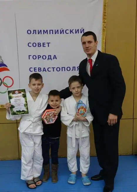 Проводится набор в спортивные секции борьбы самбо и дзюдо (общая физическая подготовка, самооборона без оружия), фотография 11