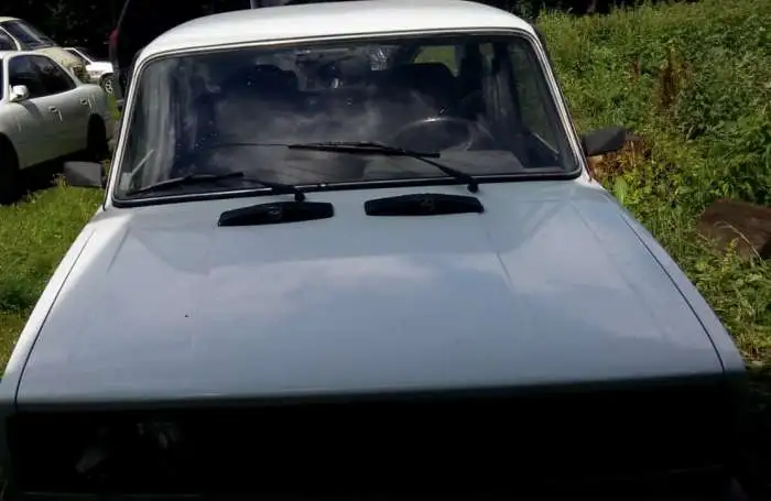 Продам ВАЗ 2105, седан, 2004 г.в., пробег: 37000 км., механика, фотография 2