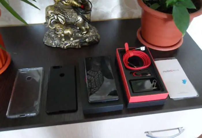 ZTE Nubia Z17, фотография 3