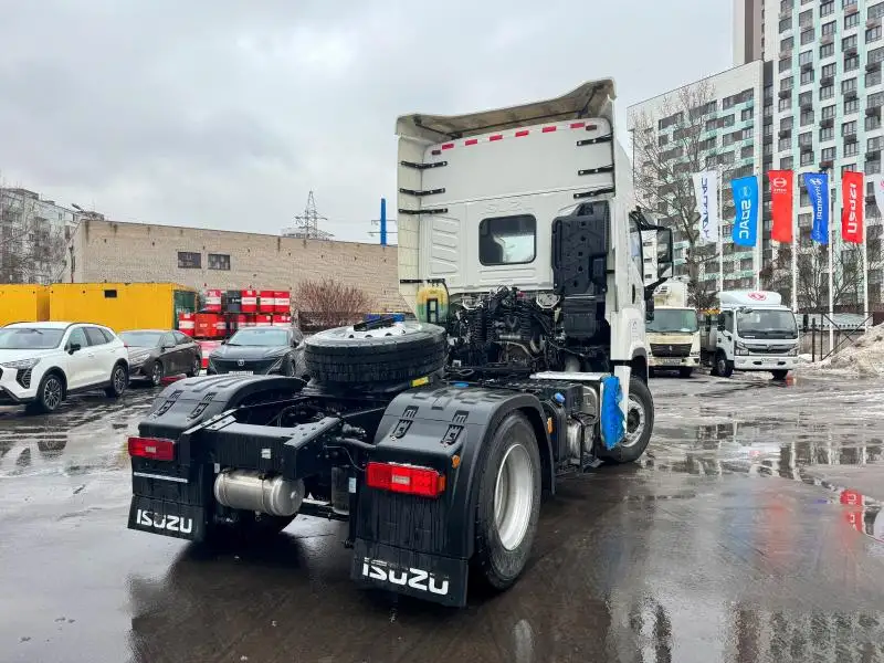 Седельный тягач Isuzu Giga, фотография 2