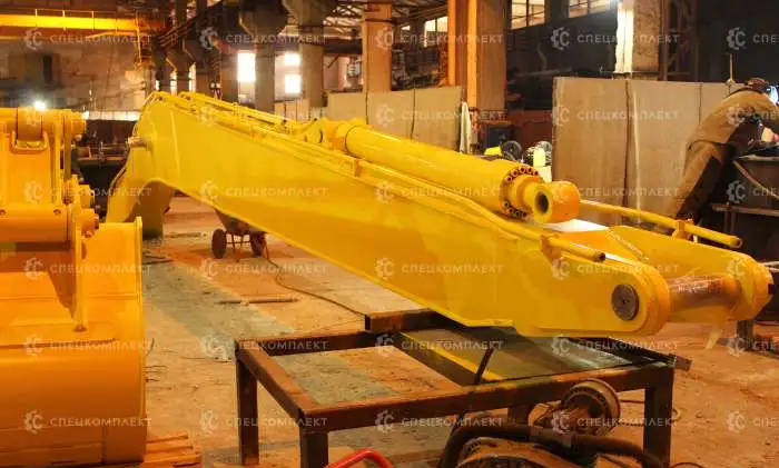 Удлиненное рабочее оборудование 15м komatsu PC200, фотография 1