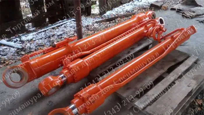 Гидроцилиндры для экскаваторов Hitachi (Хитачи), фотография 1