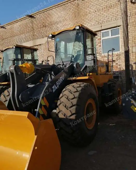 фронтальный погрузчик XCMG ZL50RU, фотография 1