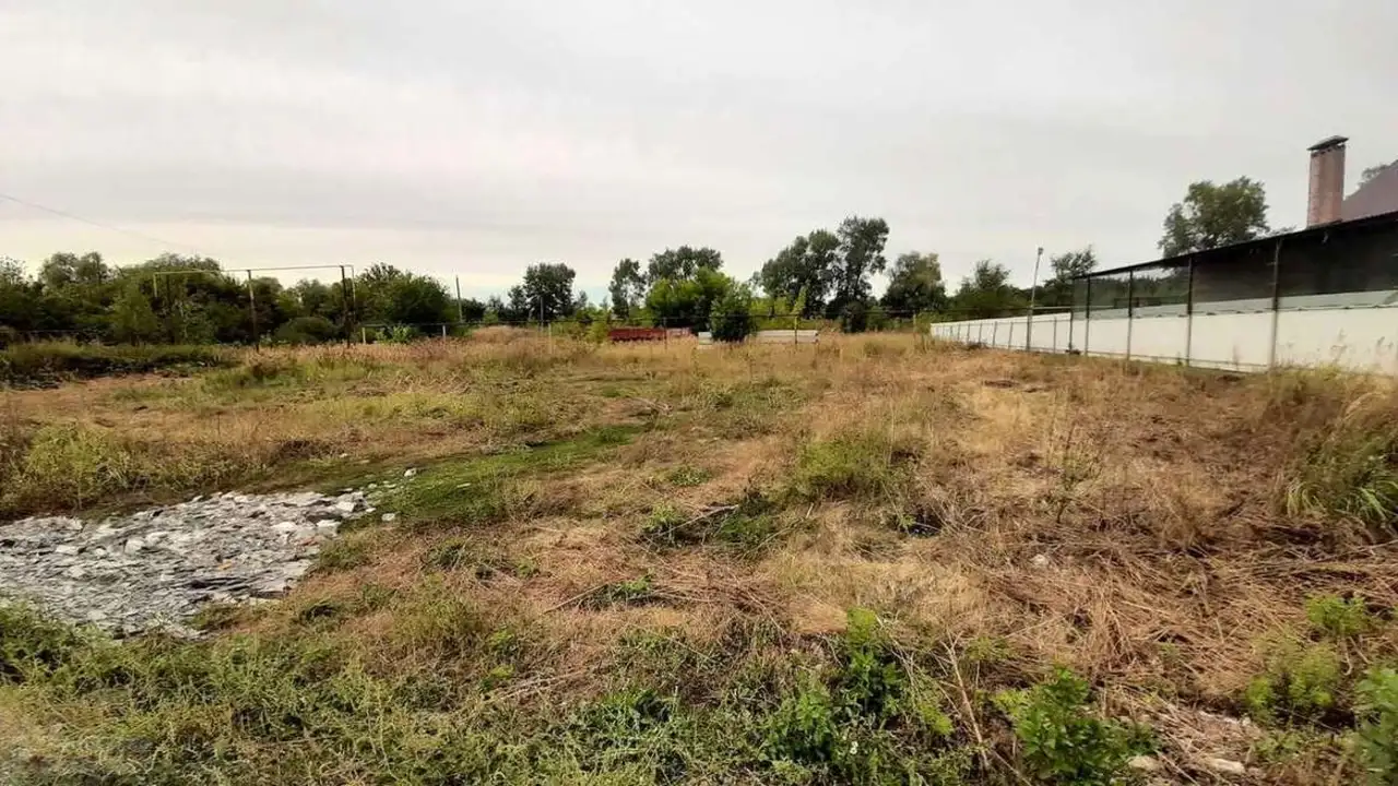 Продам земельный земельный участок, Улица строителей, фотография 1