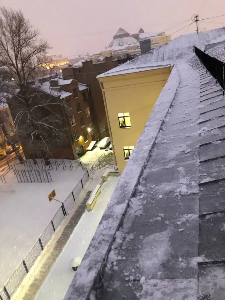 Очистка крыш от снега, фотография 4
