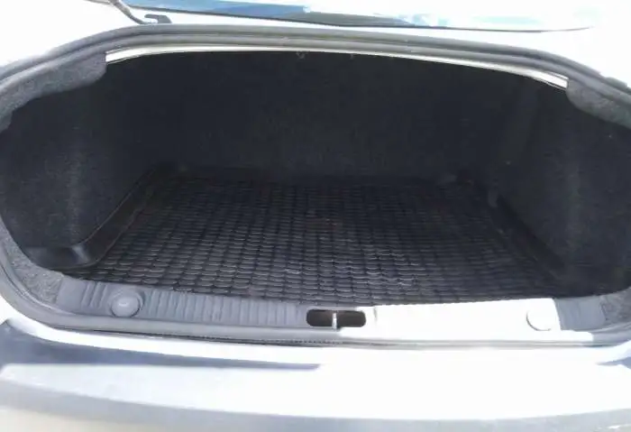 Продаю автомобиль Renault Megane, фотография 4