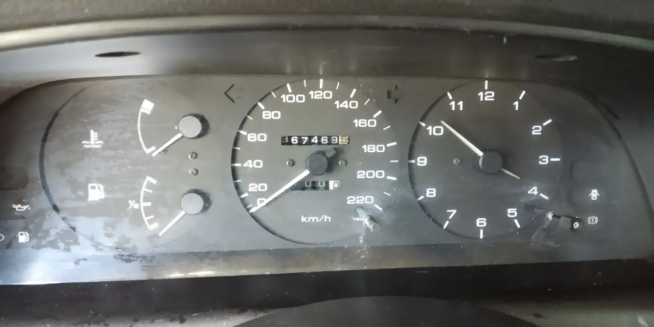 Продается Nissan Primera, 1992 универсал, фотография 12