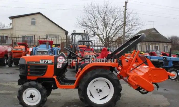 Мини-трактор Kubota B-72D, фотография 2
