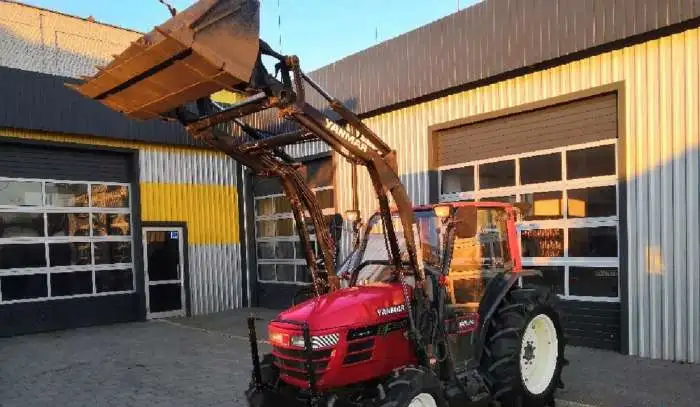 Японский Минитрактор Yanmar AF 330 с Фронтальным погрузчиком., фотография 2