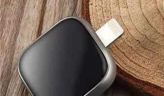 USB/флеш-накопитель iPhone 32Gb-Black, фотография 2