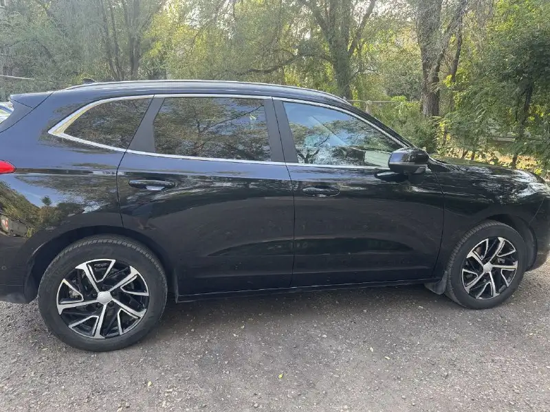Продам Haval Jolion 2023 год, 4WD, пробег 27 тыс. Машина в максимальной комплектации, Premium, фотография 6