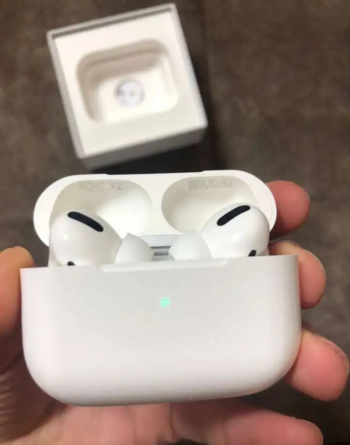 AirPods PRO, фотография 7