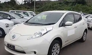 NISSAN LEAF, фотография 1