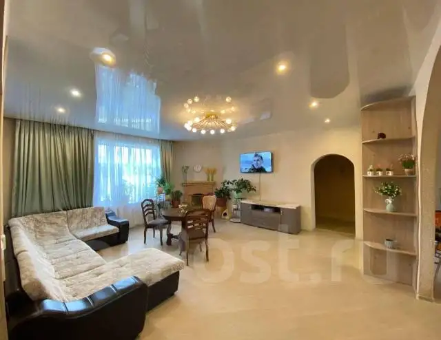 Продам коттедж  шикарный в Хабаровске, Сосновка ул Западная д.2 280,00 м2, фотография 2