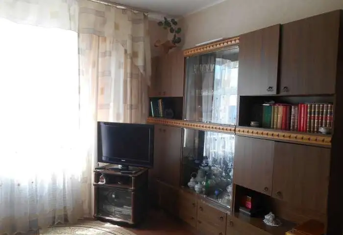 3-х комнатная квартира в центре Екатеринбурга, ул. Ленина, 68,00 м², 5 эт., Площадь 1905 года м., ул. Ленина, фотография 1