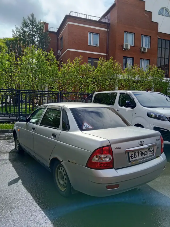 Автомобиль бу без объявления цены: Легковой автомобиль Лада Приора продан ООО Все двери г Калуга, фотография 2