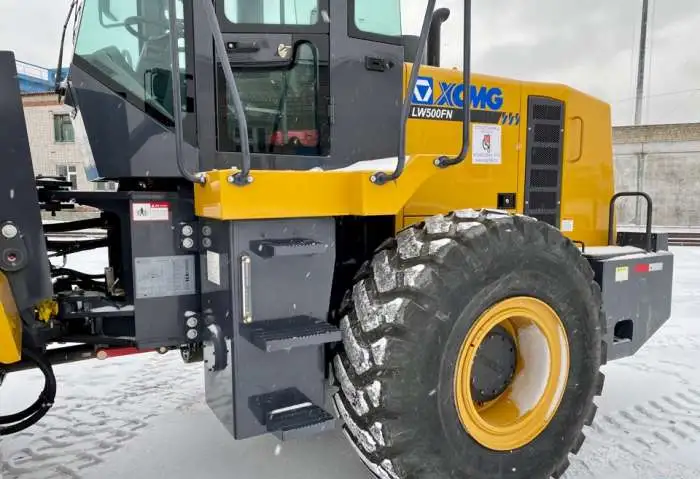 Фронтальный погрузчик XCMG LW500FN, фотография 12