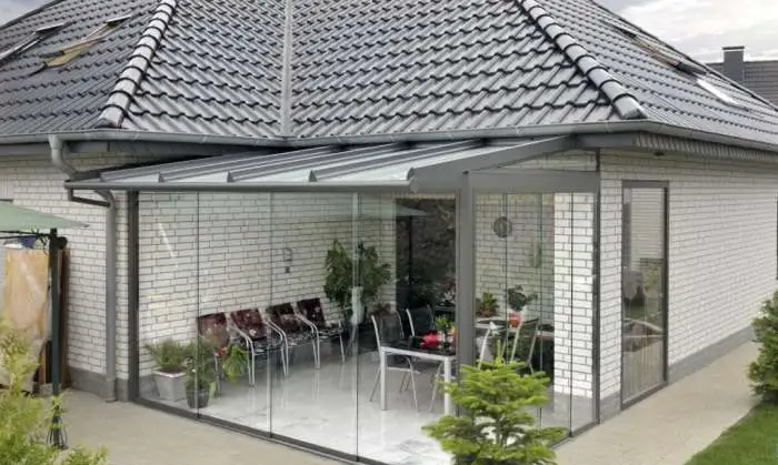 Безрамное остекление балконов, веранд, беседок, кафе, фотография 4