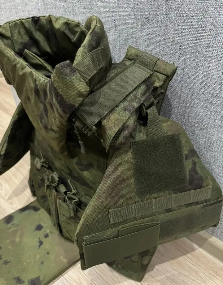 Бронежилет Военный Полная защита 45 слоев -Full Armor - с подсумками под Ак !, фотография 6