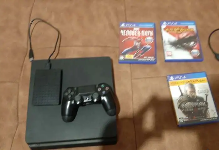 sony playstation 4 slim, фотография 3