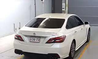 Автомобиль из Японии Toyota Crown, фотография 2