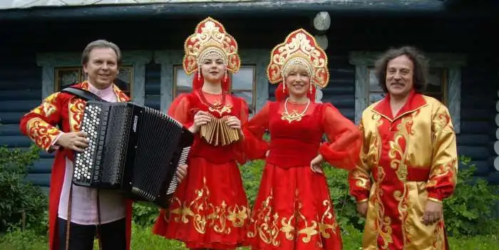 Фольклорный ансамбль 