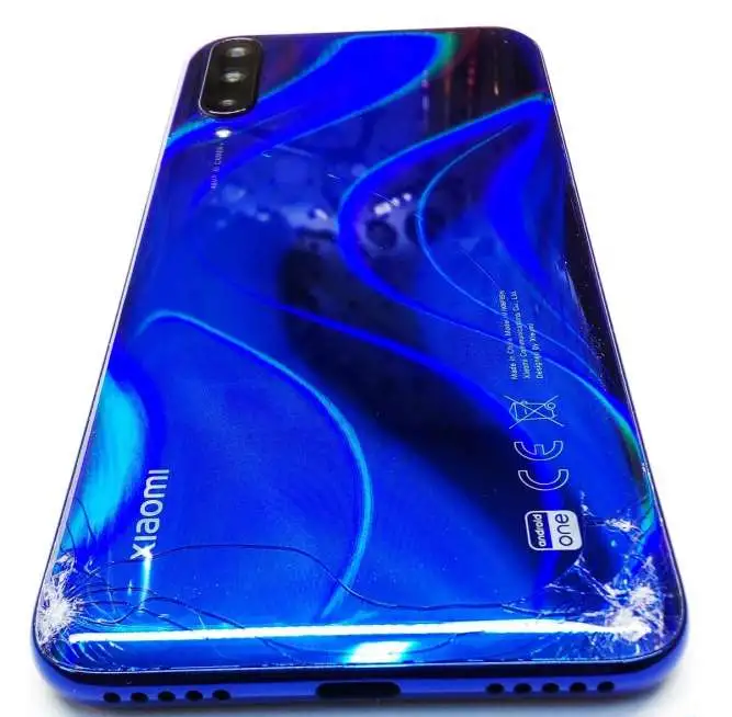 Замена задней крышки корпуса Xiaomi, фотография 1
