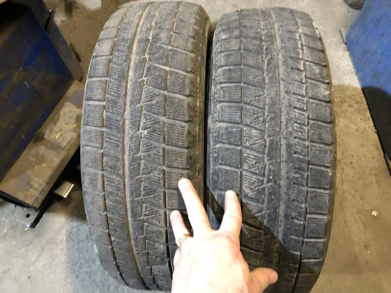 2 шины бу Bridgestone Blizzak REVO GZ 19565 R15 91S, фотография 9