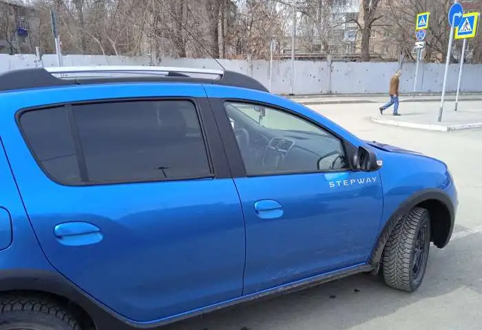 Продам автомобиль Renault Sandero Stepway 2015 г., фотография 5