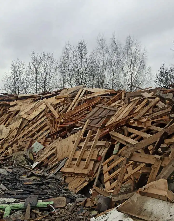 Отдам Лом доски, паллеты на дрова бесплатно, фотография 1