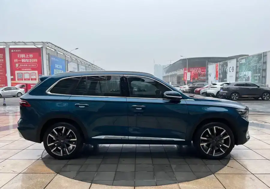 Новый премиальный кроссовер Geely Monjaro 2023 Exclusive, фотография 9