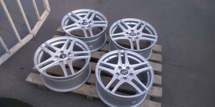 Продаю комплект новых дисков R17, фотография 2
