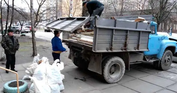 выворз мусора/старой мебели.грузчики/грузоперевозки, фотография 1