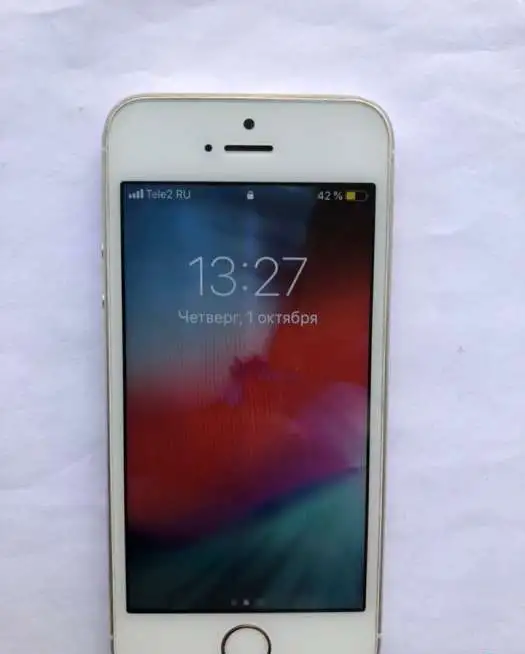 Телефон IPhone, фотография 2