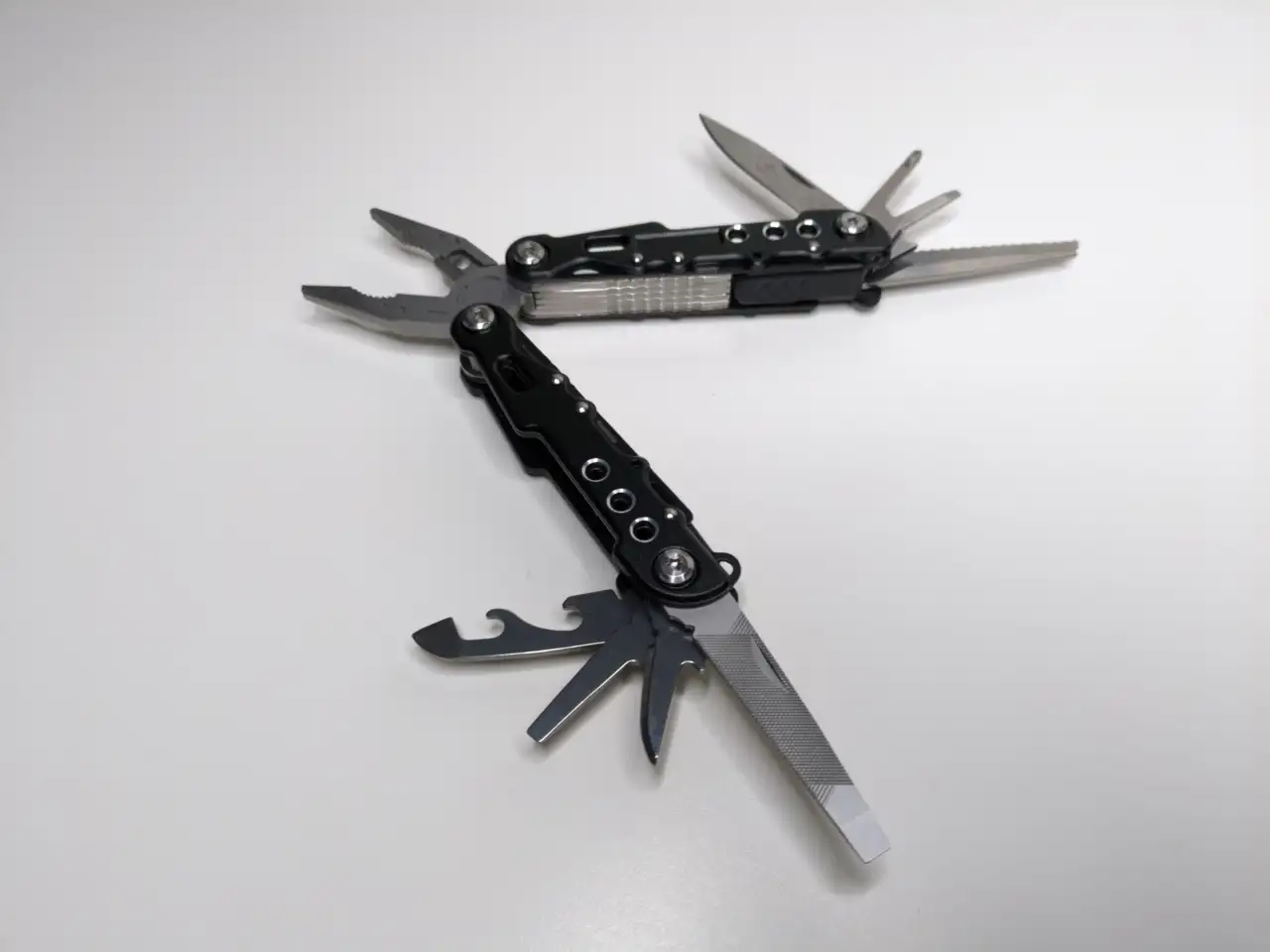 Мультитул Stinger MT-MQ007-BK, фотография 2