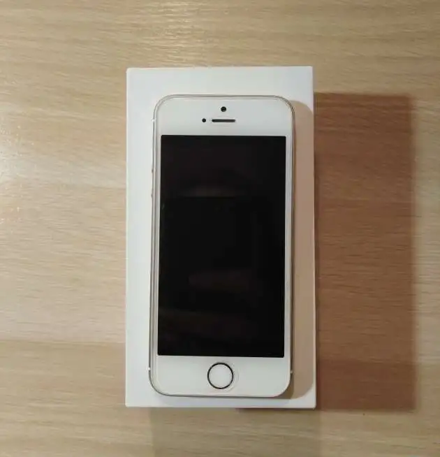 iPhone 5s gold на 32gb, фотография 2