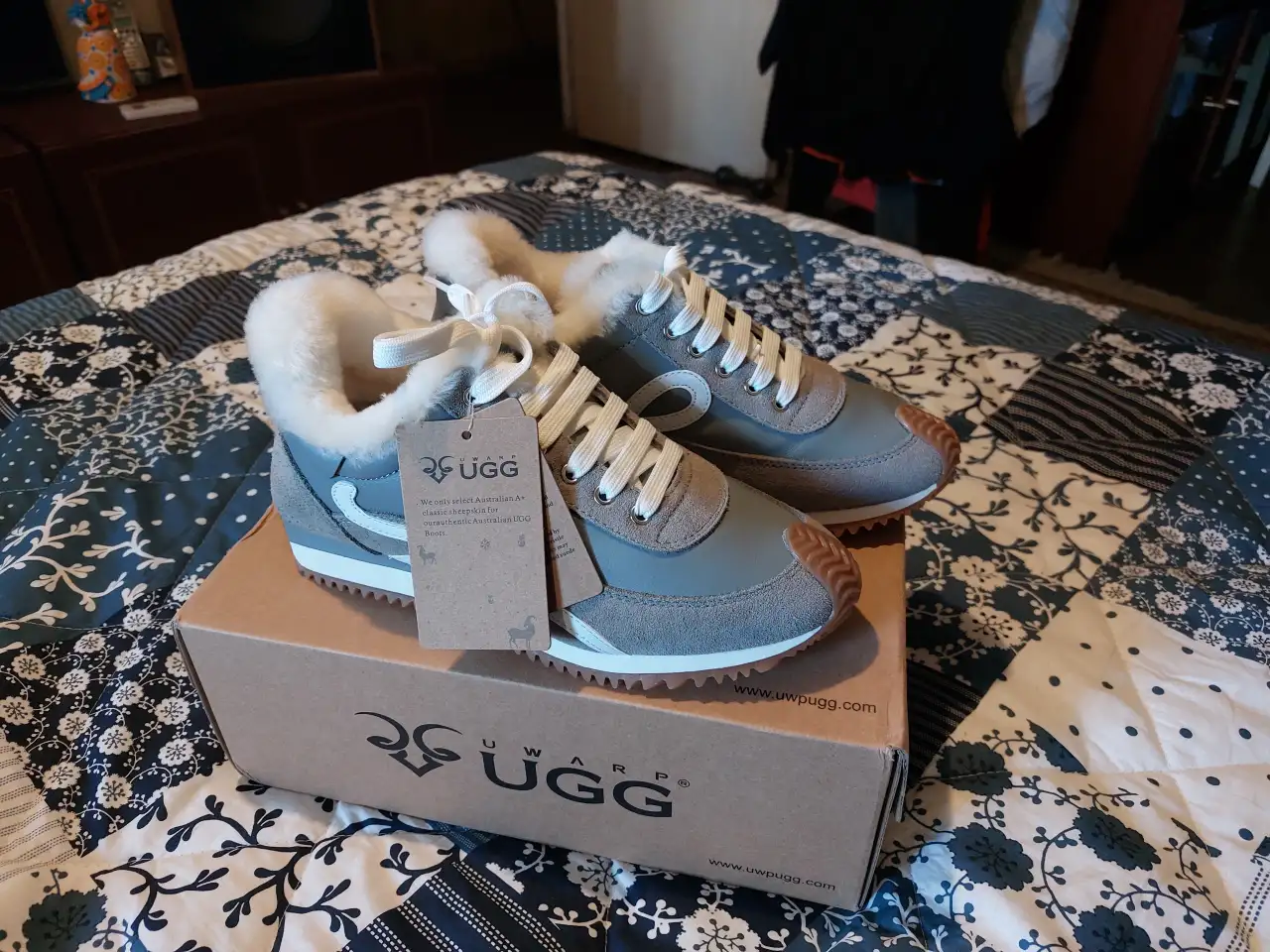 Loewe кроссовки UGG, фотография 1