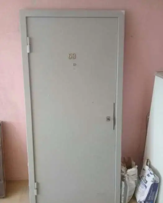 продам входную дверь, фотография 2